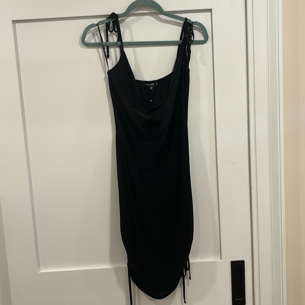Slinky cowl ruched tie mini dress in black
